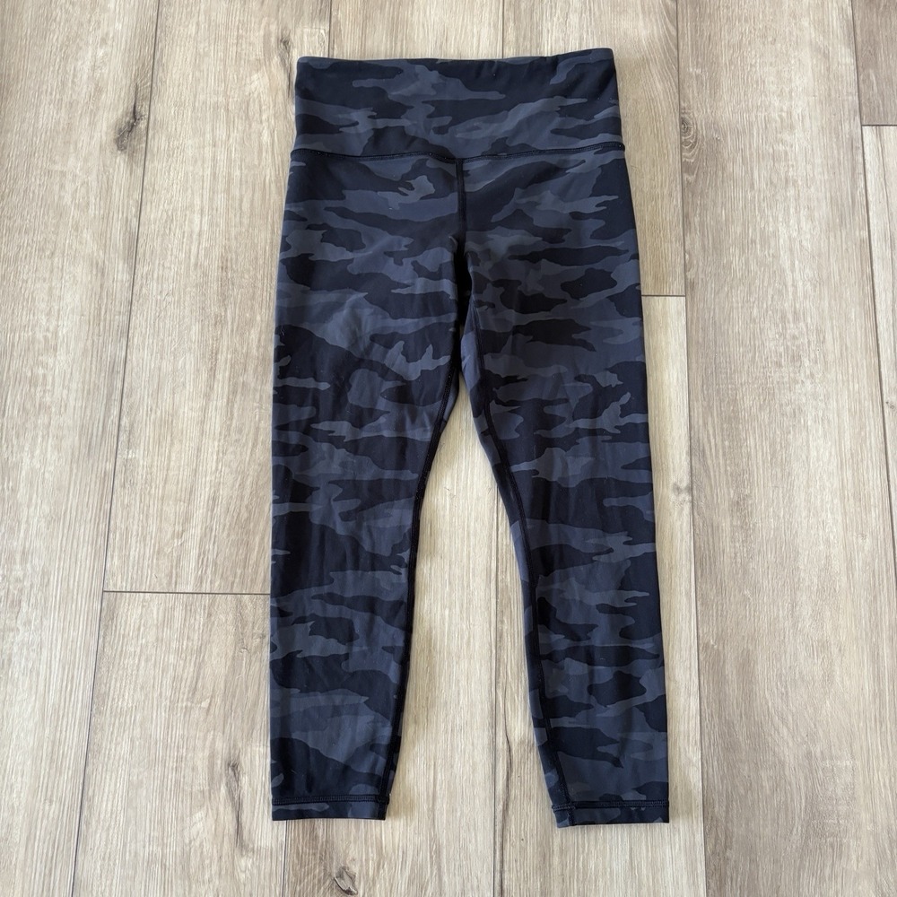 Athleta Elation 7/8 Tight Black Gray Camouflage Leggings Women's SP Stretch Logo